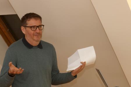 PREDSTAVITEV KNJIGE PREČUDOVITO CERKNIŠKO JEZERO G. STEINBERGA 07 FOTO LJUBO VUKELIČ